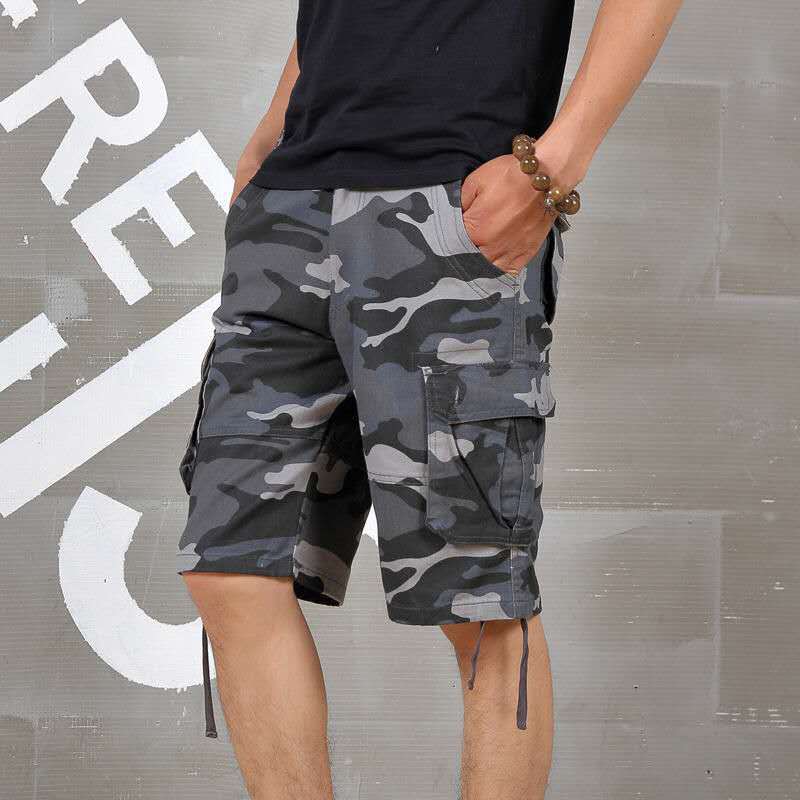 Men's Loose Fit Camouflage Cargo Shorts with Pockets